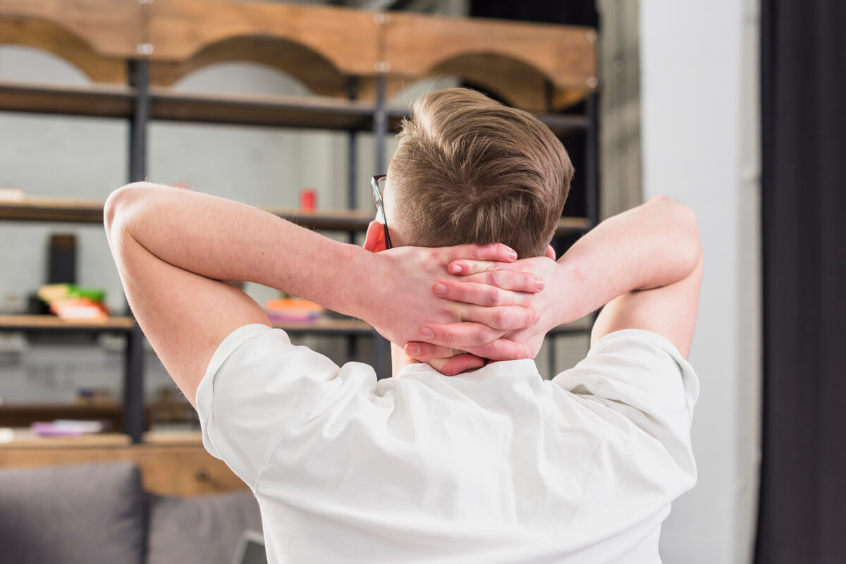 Common symptoms of shoulder impingement